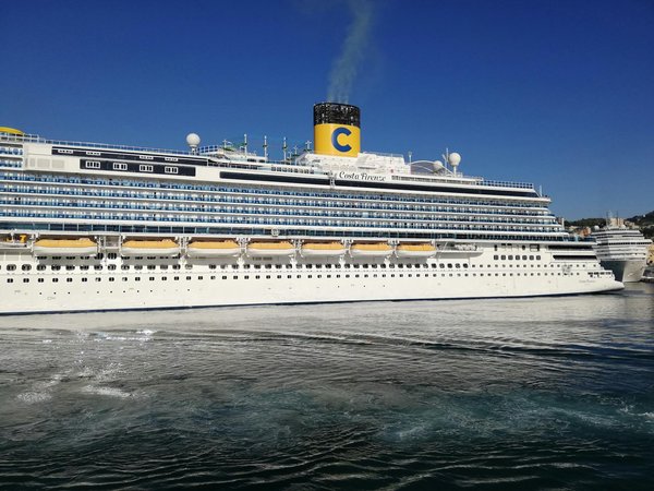 Discover Your Artistic Flair: Immersive Craft Workshops in the Stunning Welsh Countryside