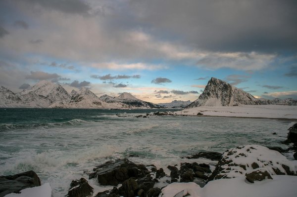 Explore the Mesmerizing Beauty of the Peak District: Join a Captivating Guided Photography Expedition!